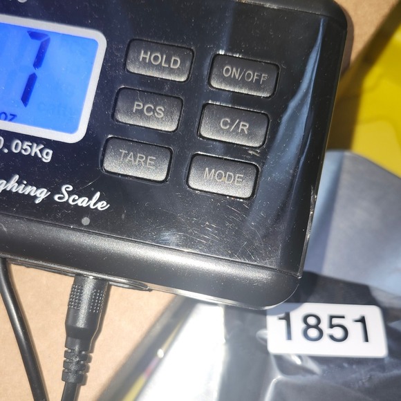 RVCA T Shirt Mens Medium M Black Graphic Tee Balance of Opposites PM Tenore - Picture 7 of 7